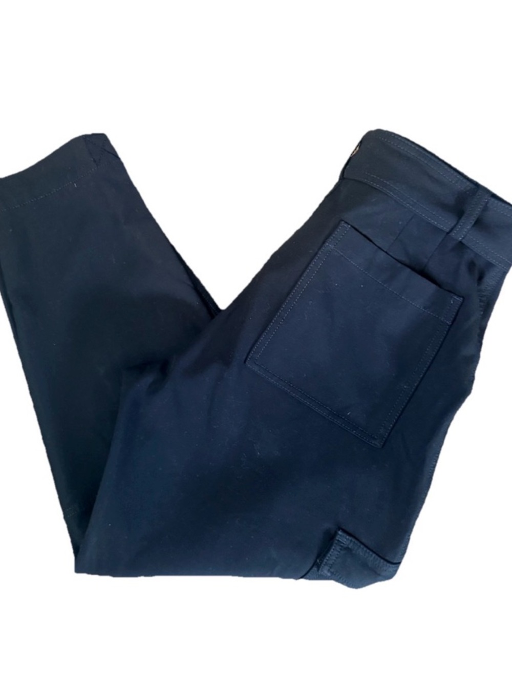Women’s black cargo with belt Banana Republic pants. Size 6. Great condition